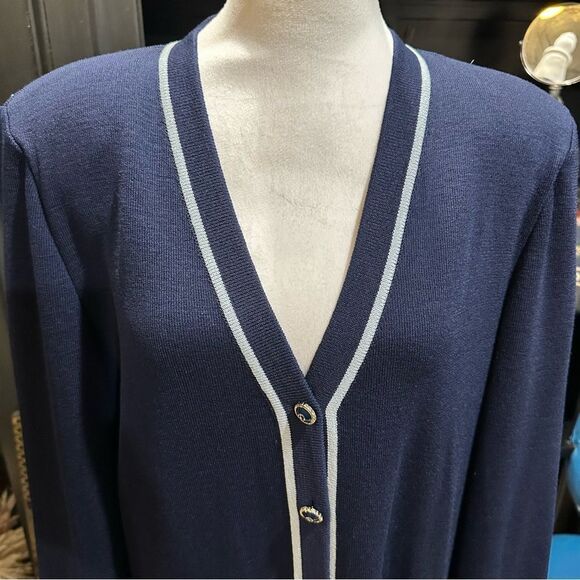 Vintage St. John Collections Knit Embroidered Crest Cardigan Sweater Size 12 - Picture 2 of 12
